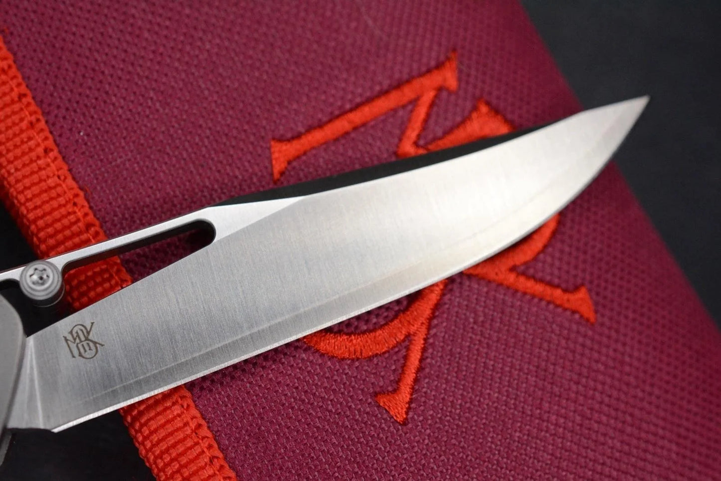 (ONE OF ONE) Monterey Bay Ex-Machino Valkyrie Graphics Purple Ano Re Microtech