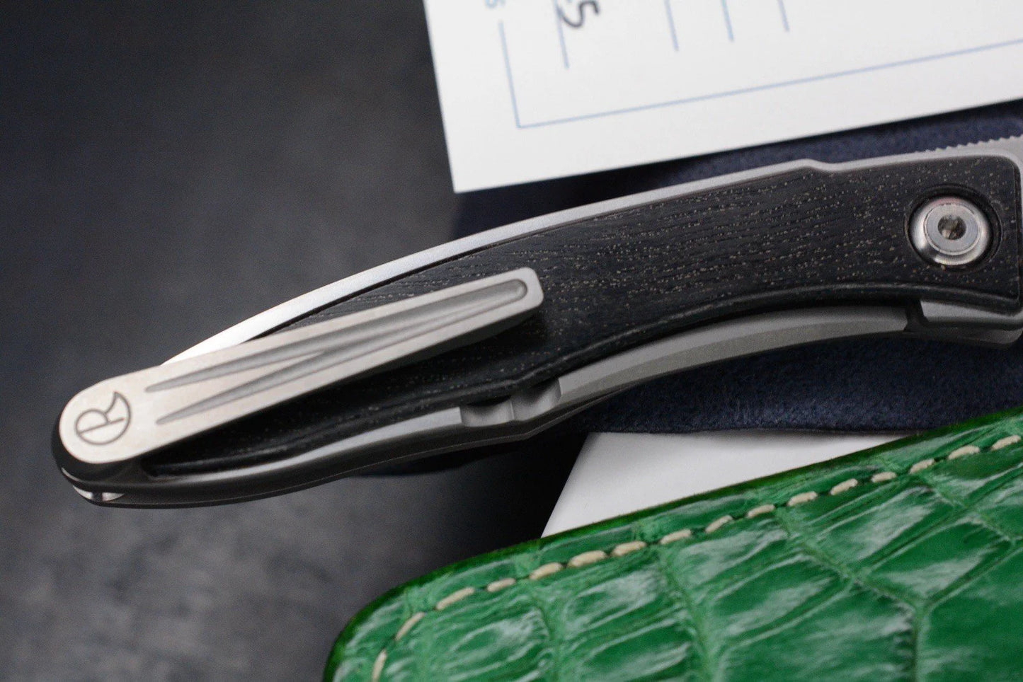 NEW Chris Reeve Mnandi Bog Oak Inlay Magnacut Blade w/ Robertson Gator Pouch