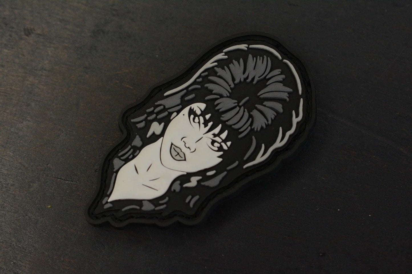 NEW Data Crew “Elvira Bust RE” Elvira Homage Patch